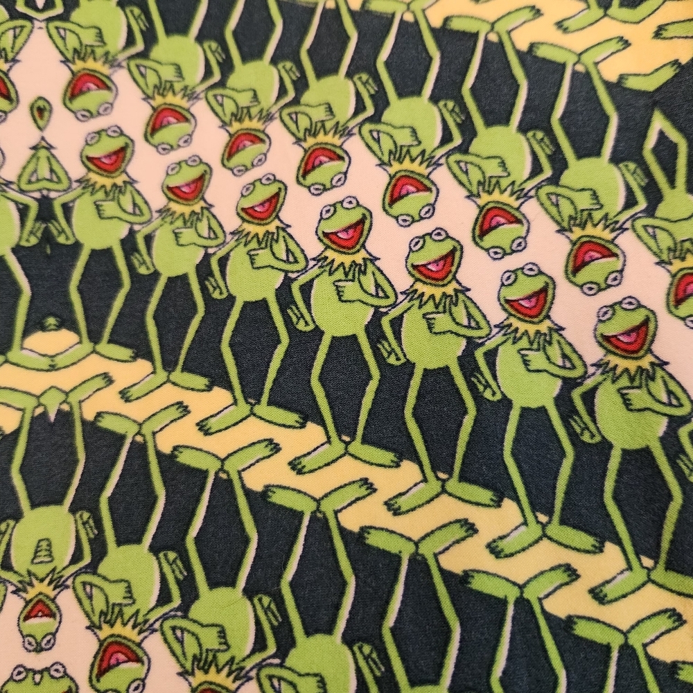 LuLaRoe Disney Leggings Lot OS – Tigger Purple & Kermit Green – One Size GUC - Picture 5 of 7